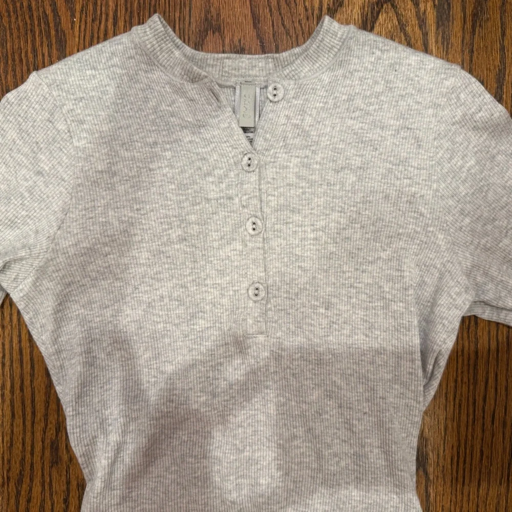 Skims Gray Body Suit - Picture 2 of 6